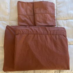 Bedding - Chris Madden Queen Set - 4 Pieces