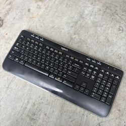 Logitech K520 Wireless Keyboard 