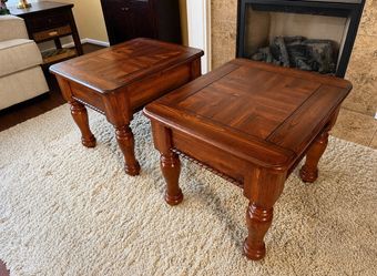 SOLID WOOD - Pottery Barn Style coffee tables - Like New!!