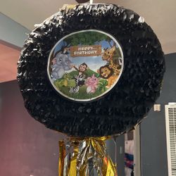 Piñata Para Niño Chiquito The Happy Birthday On Elefantezebra Leon Hira