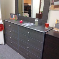 Dresser 8 Drawers With Mirror / Cajonera 8 Cajones Con Espejo 