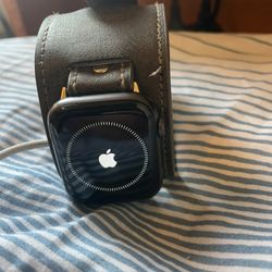 Apple Watch. Cellular And GPS