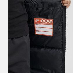 BNWT NIKE PARKA