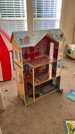 Doll House