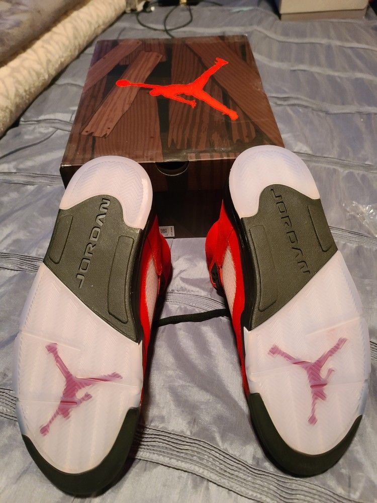 Jordan Retro Raging Bull Red (2021) DYED Red