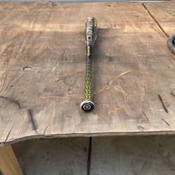 USA Easton OMEN Baseball Bat HMX. 