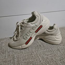 Women's Shoes