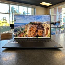 15” Dell Laptop XPS / i7-11800H / 16GB / 512GB / RTX 3050Ti 4GB