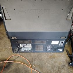 T.V    (Mitsubishi) 