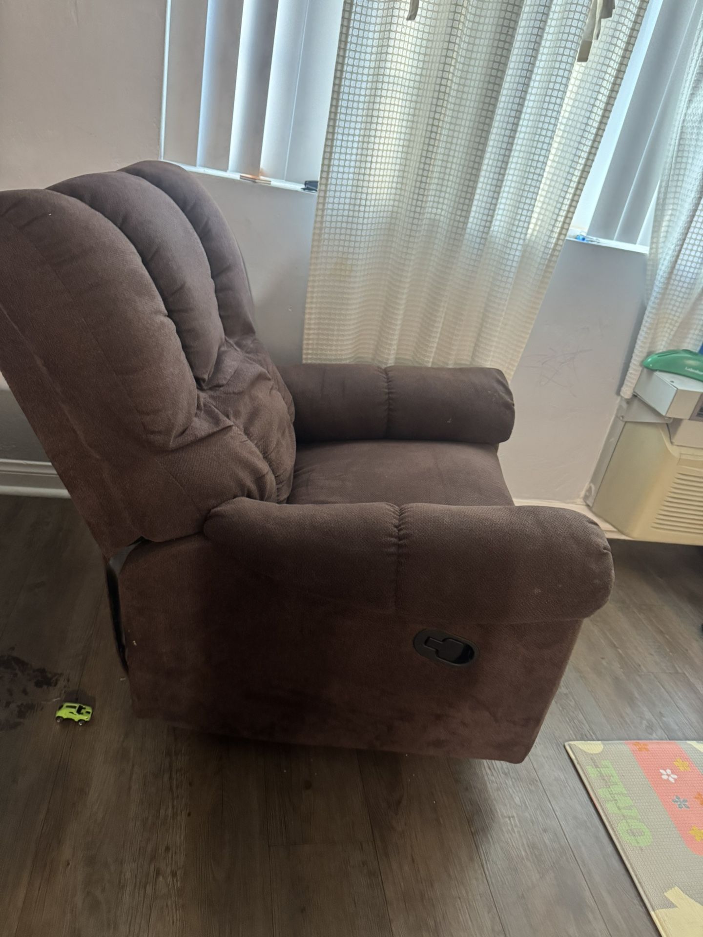 Recliner Chair