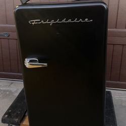 Mini Fridge Black