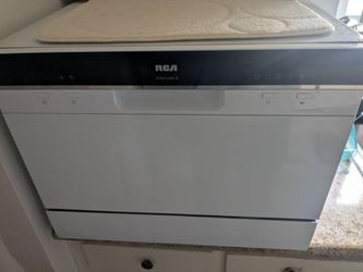 Portable dishwasher