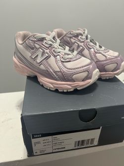 Toddler sneakers