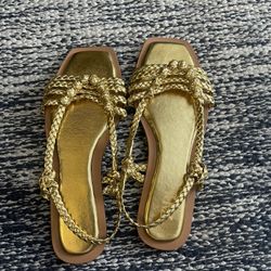 ZARA SANDALS -EU36