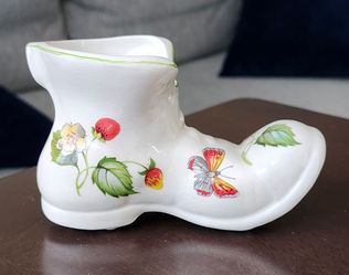 Vintage James Kent Old Foley Ceramic Boot Figurine - Strawberry & Butterfly Pattern, Made in England