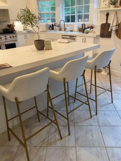 Bar stools set of 4