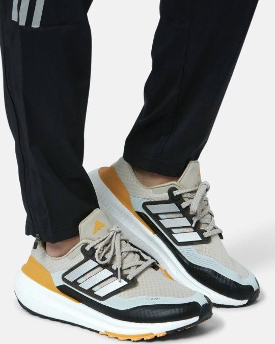 New ADIDAS ULTRABOOST MEN (DIFFERENT SIZES AVAILABLE)