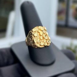 Jewelry 10k solid yellow gold  Nugget ring size 10.75