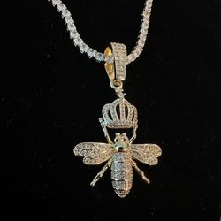 🔥 Patrón-Inspired Moissanite Pendant + 20” Moissanite Tennis Chain 🔥 14K Yellow Gold over 925 Silver – Icy & Eye-Catching!  This custom piece featur