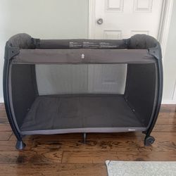 Joovy Extra Large Playard Nursery Center XXL Pack N Play and More!!!