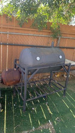 Charcoal grill