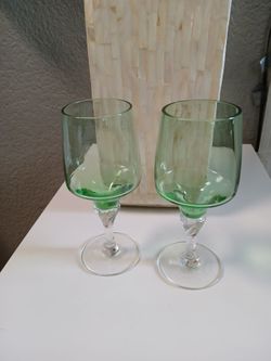 2 light green twisted stem Sasaki coronation claret glasses