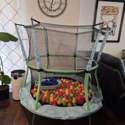 Kids trampoline