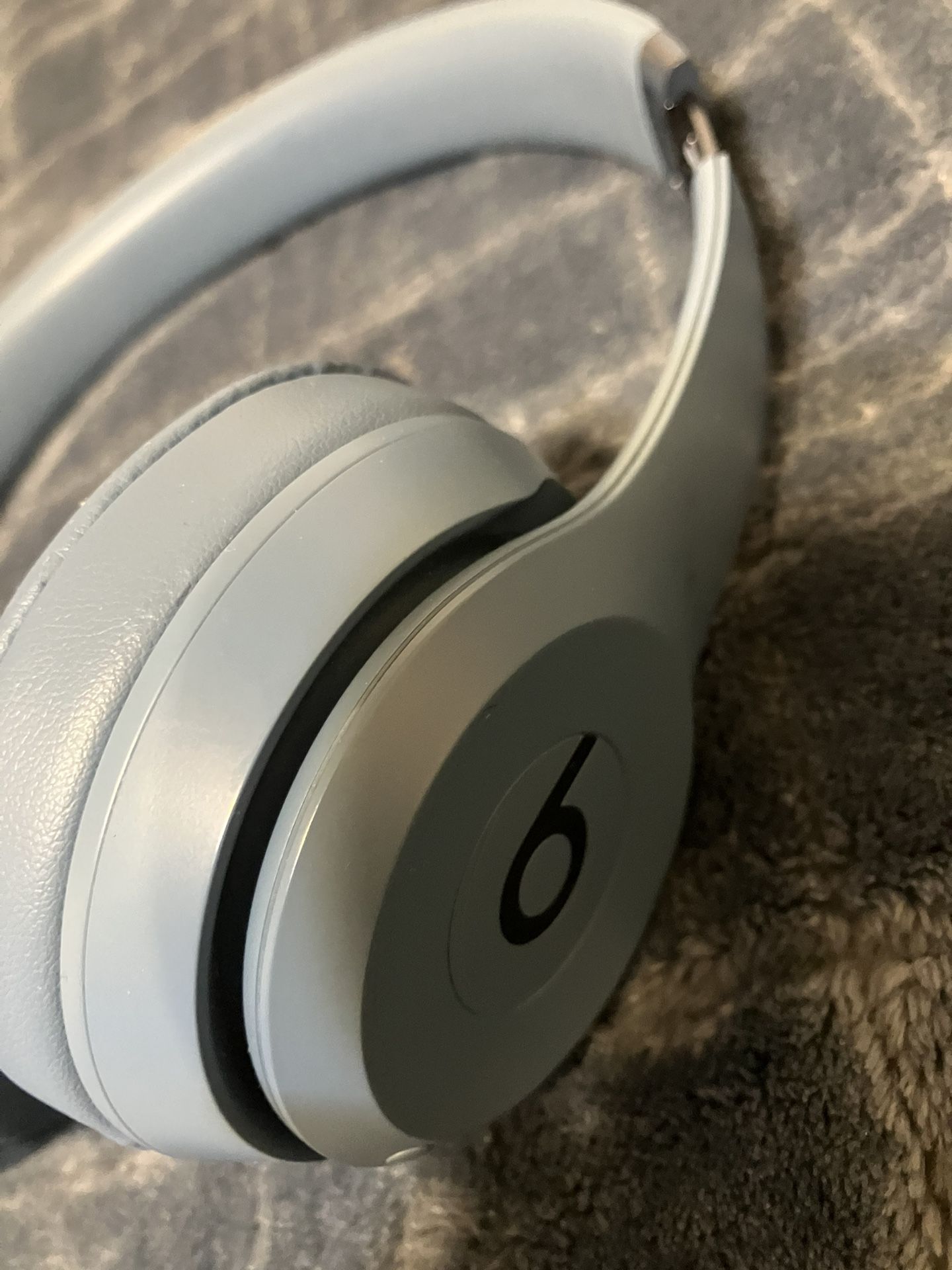 ✨ Beats Solo 4 Wireless On-Ear Headphones – Slate Blue – 2024 Model ✨