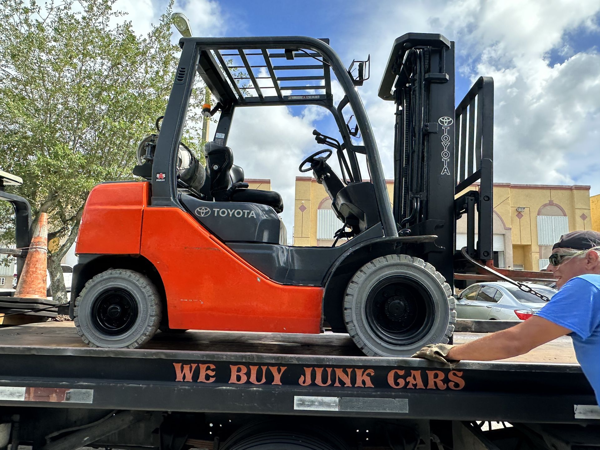 Toyota Forklift 2018’ Dual Fuel LP Gas Gasoline 1200 hrs 5000lbs Pneumatic Montacarga