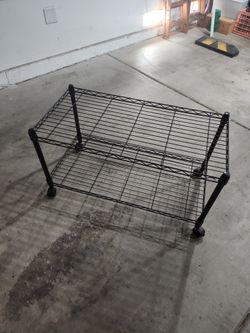 Storage rack table 