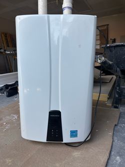 Tankless gas water heater