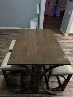 Dinning table