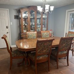 Dinning Set With China Cabinet