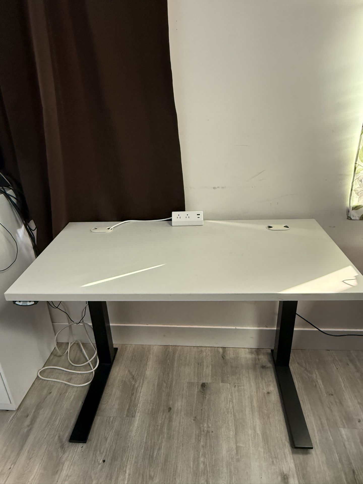 Office Desk With Chair