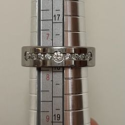 Zales Unisex Men’s Or Women’s Wedding Ring Size 7.5 Titanium With Real Diamonds Zales