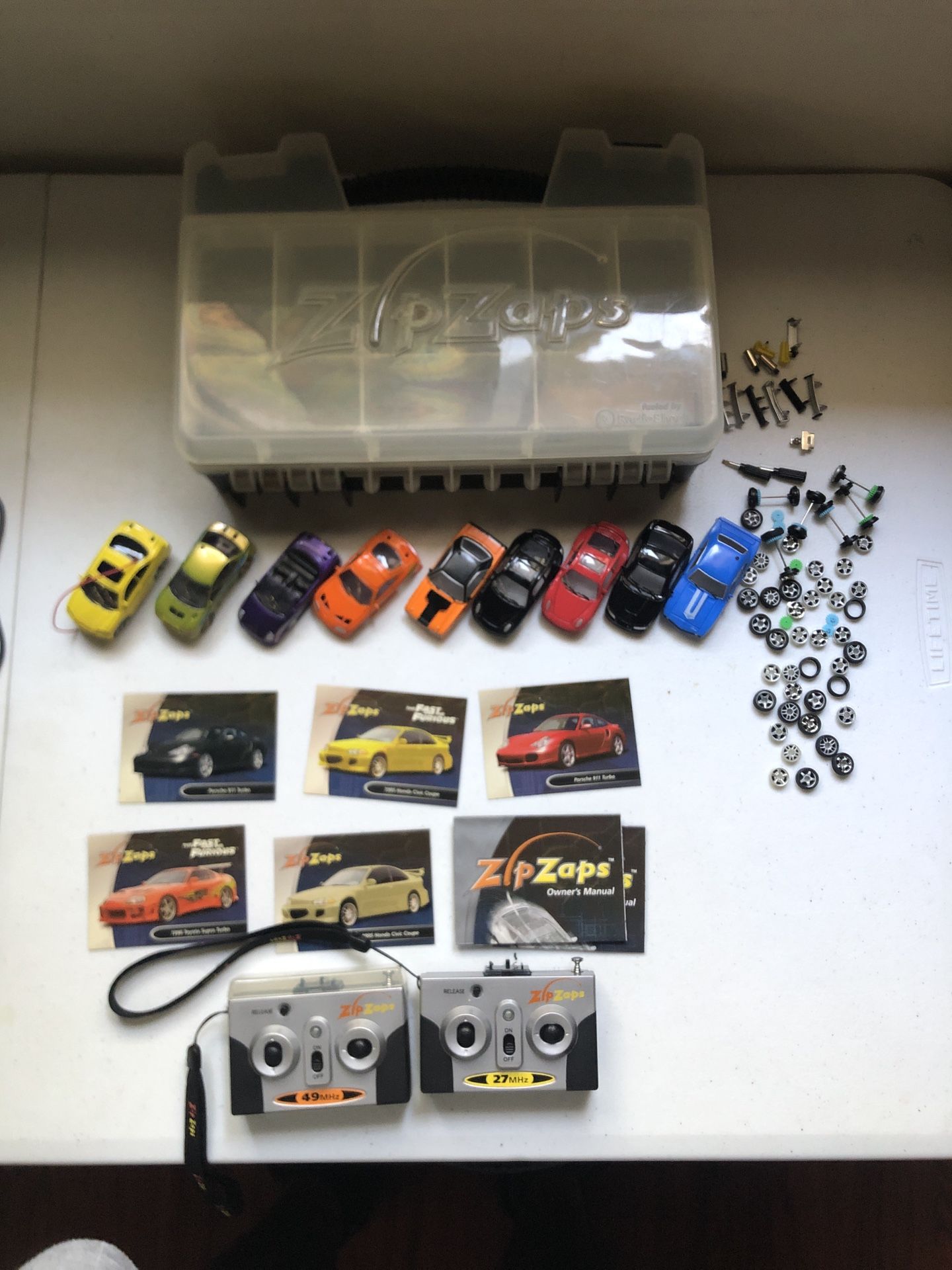 Zip Zaps Lot Of 9 Bodies 2 Cars