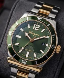 Salvatore Ferragamo FF3 Two Tone Green Dial Date Swiss Made Diver Watch 42mm
