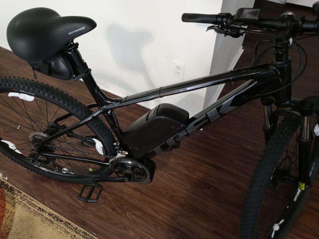 Trek Marlin 5 2021 Electric