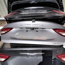 2015 chysler 200 trunks