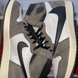 Jordan 1 Retro high OG TS SP mocha/ Sail Sz 12