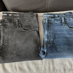 Men’s Jeans. (2)