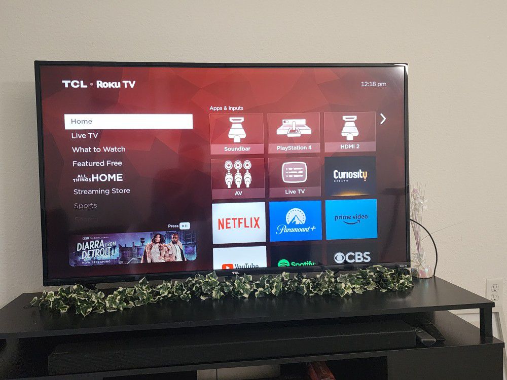 TCL 55 inch 4K Smart LED Roku TV | Like New