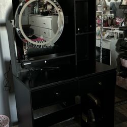 Black vanity