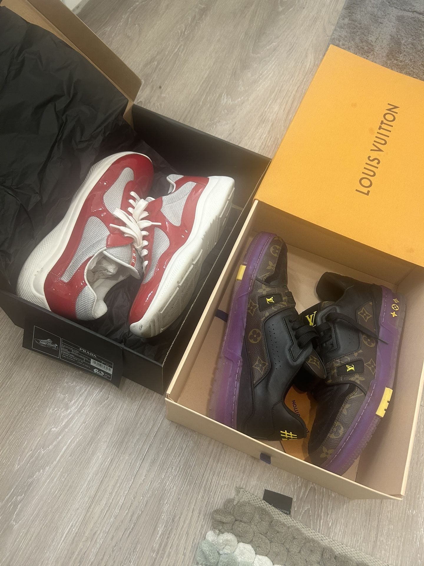 Mens Prada Gucci Louis Vuitton.. All Kinds of Heat..