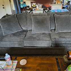 Free Couch 