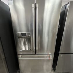 22.2 Cu Ft Smart French Door Counter Depth Refrigerator 