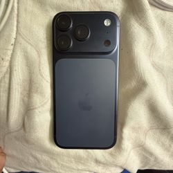iPhone 17 Pro (Brand new) sim lock
