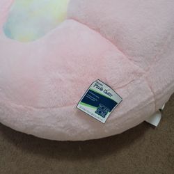 Plush Chair 