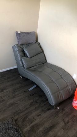 Lounge chair