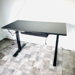 55x28in Power Lift Standing Desk 